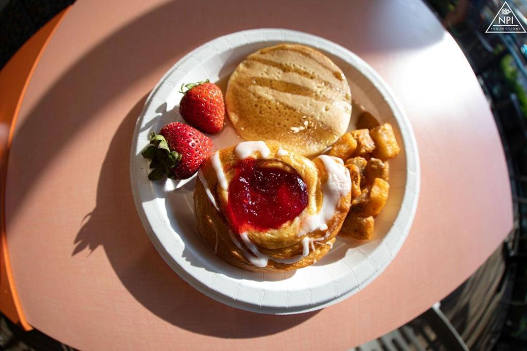 Beachside Hotel And Suites Cocoa Beach Bagian luar foto