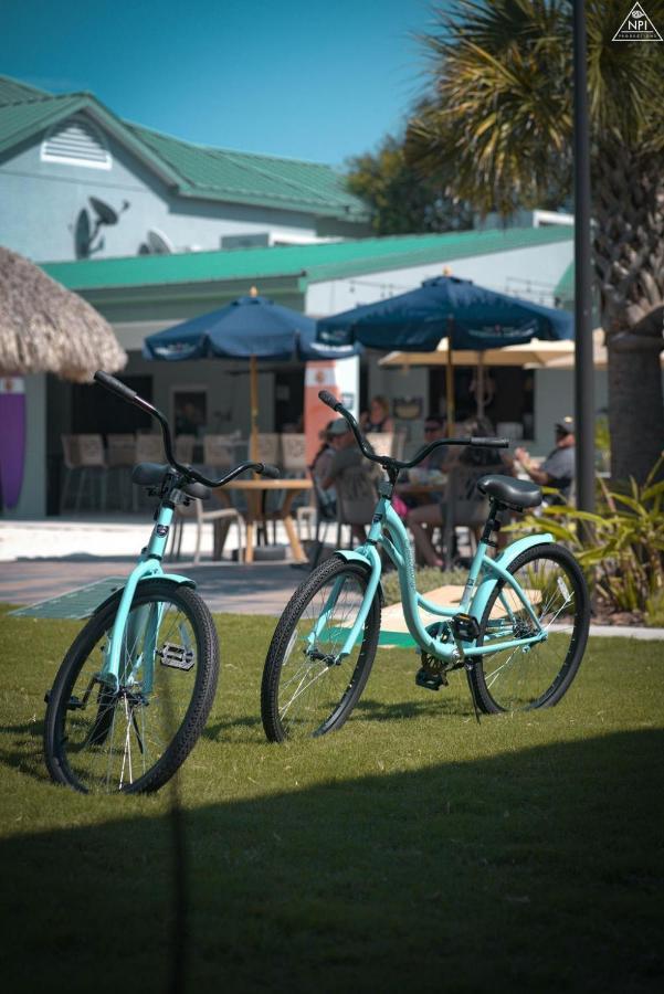 Beachside Hotel And Suites Cocoa Beach Bagian luar foto