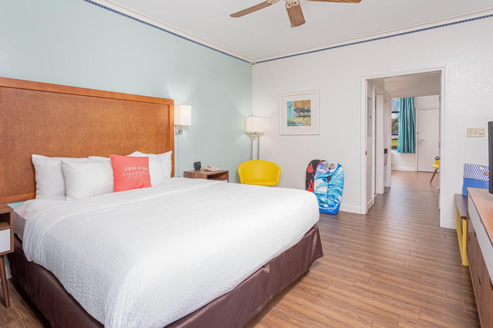 Beachside Hotel And Suites Cocoa Beach Bagian luar foto