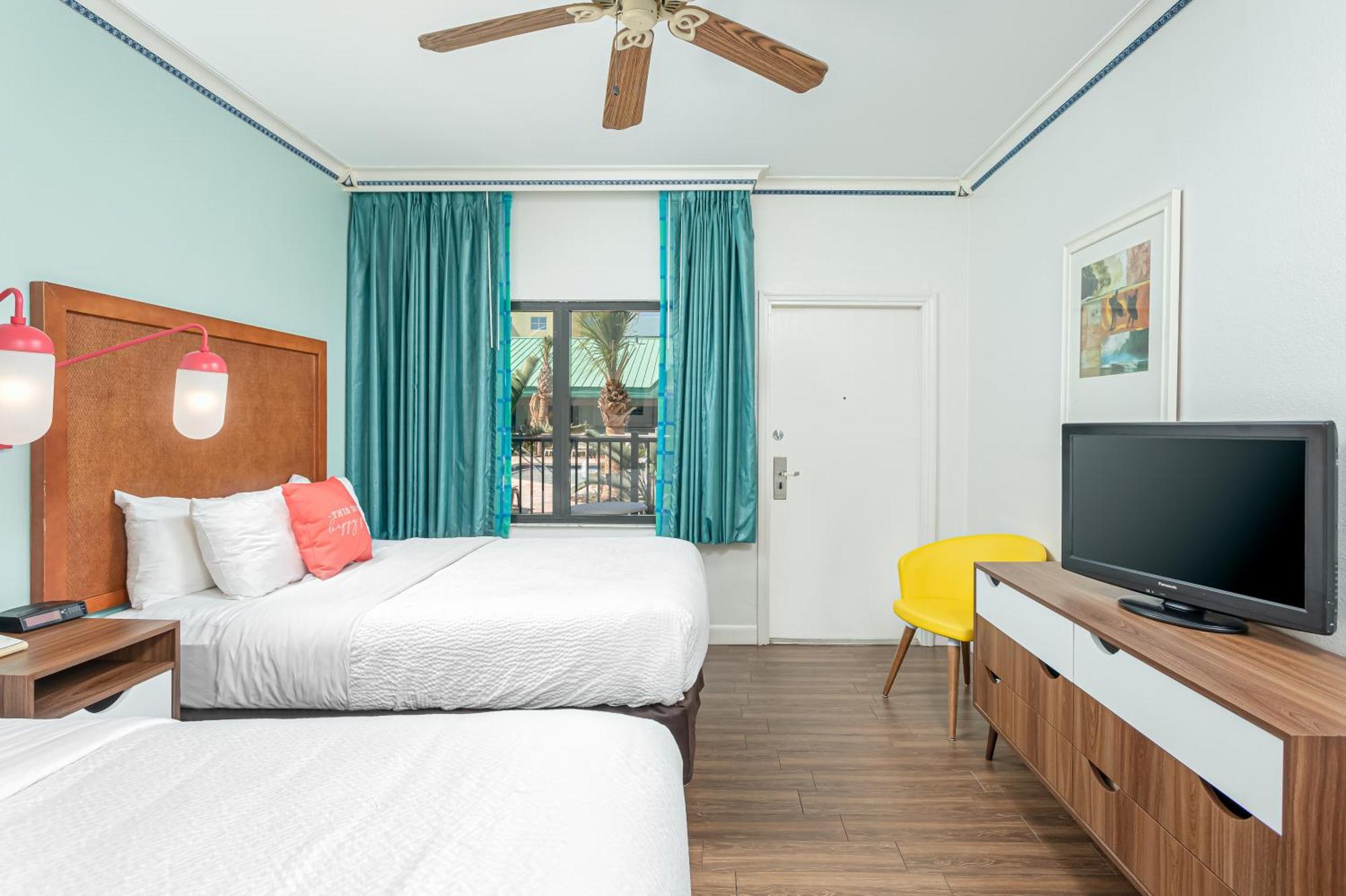 Beachside Hotel And Suites Cocoa Beach Bagian luar foto