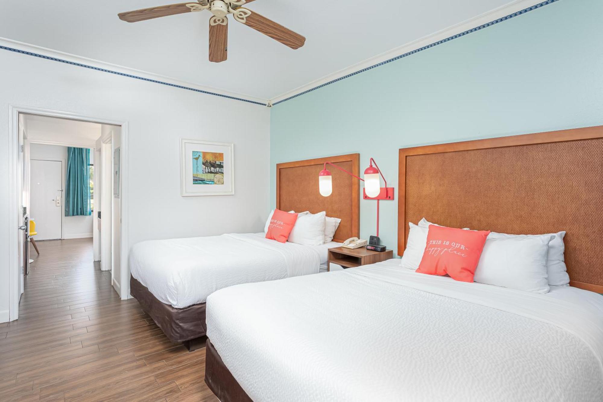 Beachside Hotel And Suites Cocoa Beach Bagian luar foto