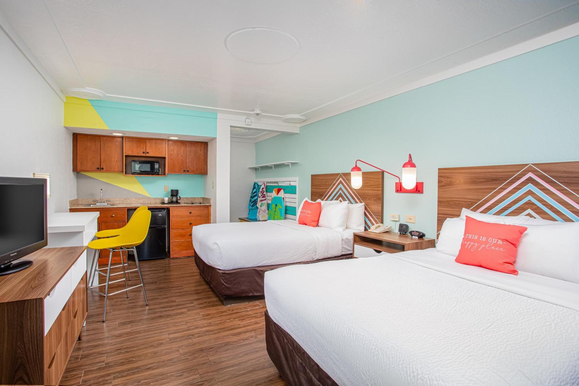 Beachside Hotel And Suites Cocoa Beach Bagian luar foto