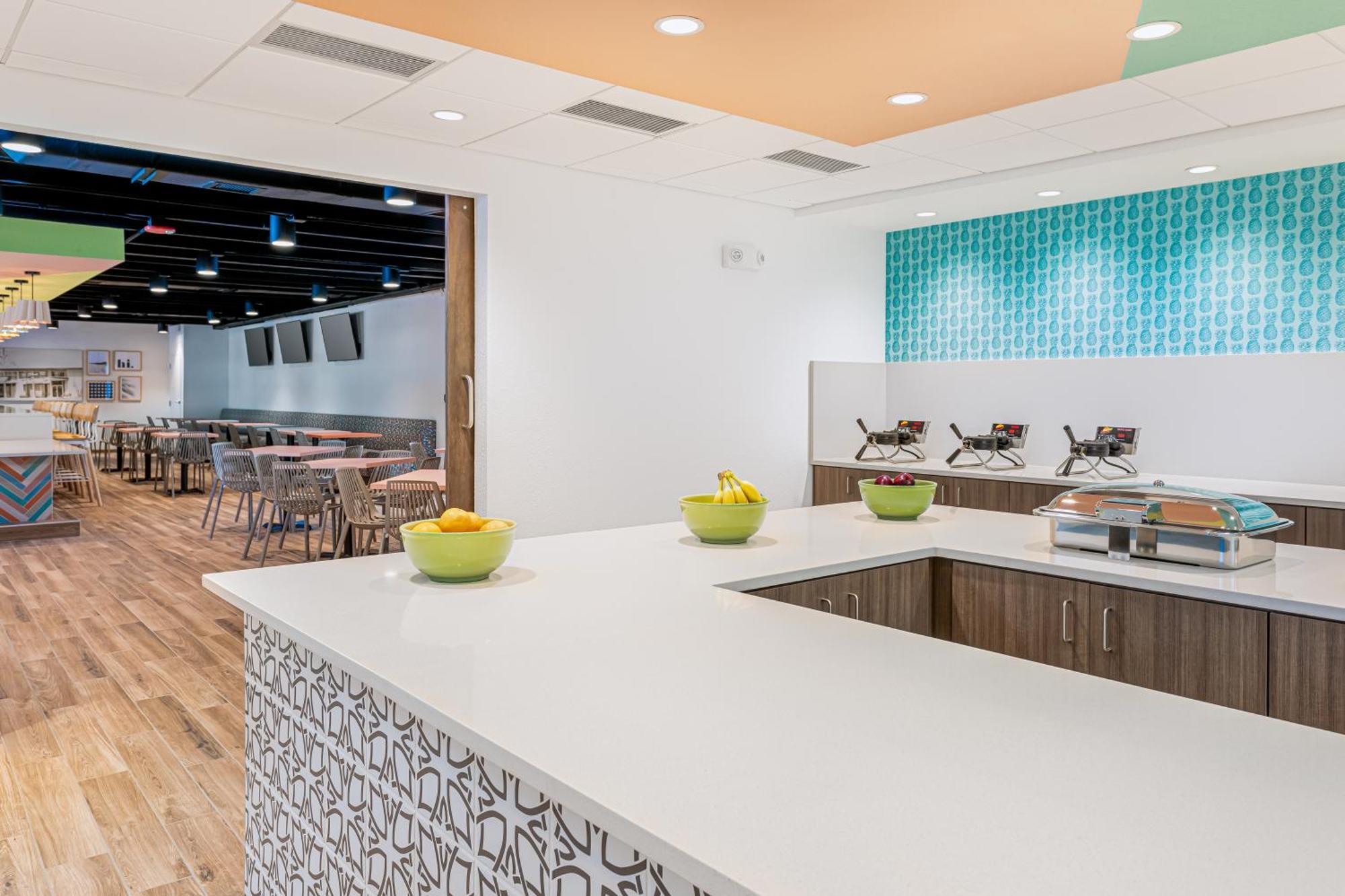 Beachside Hotel And Suites Cocoa Beach Bagian luar foto