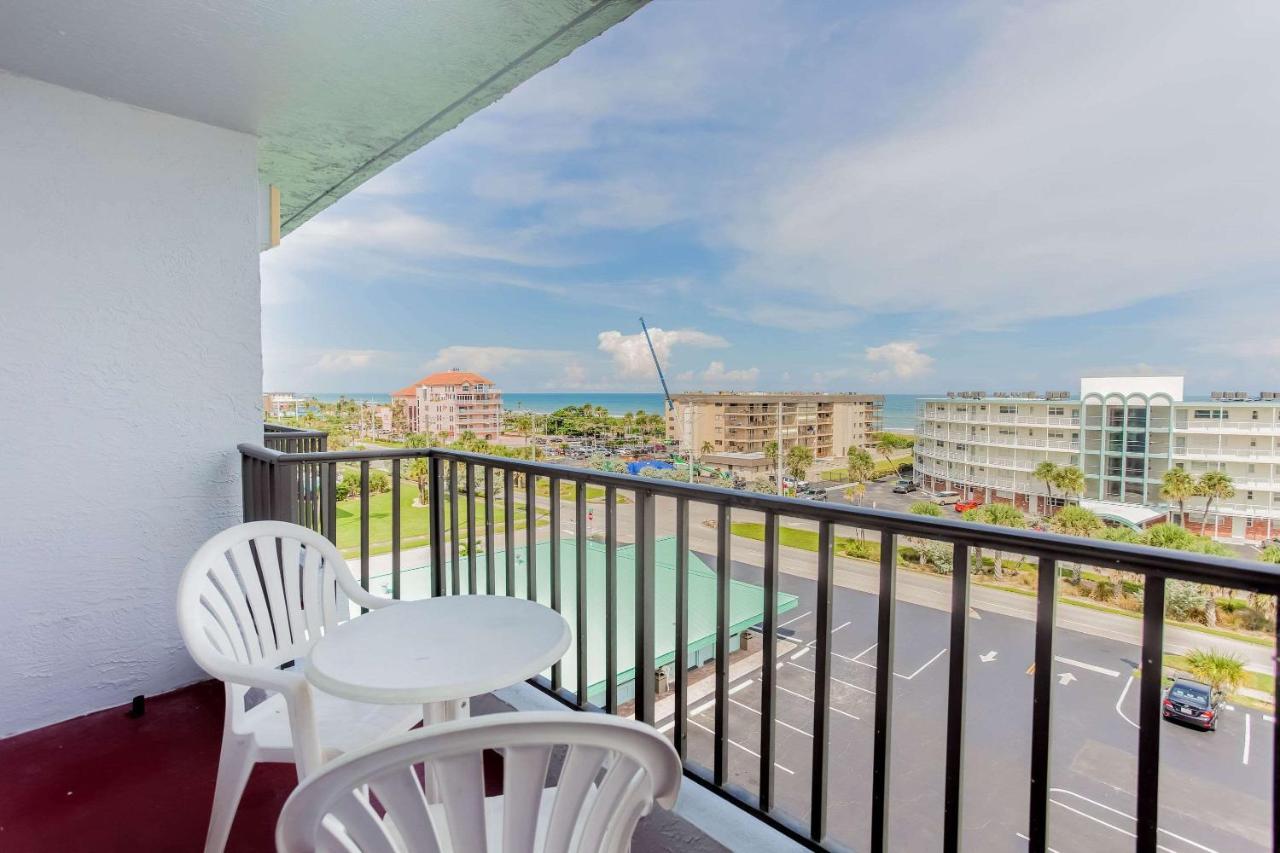 Beachside Hotel And Suites Cocoa Beach Bagian luar foto